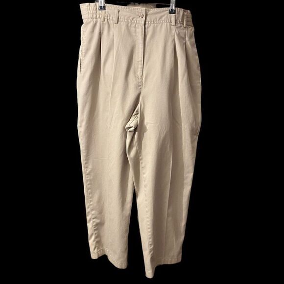 Macys Comfy Women’s Khakis / SZ: 14 - Picture 1 of 7